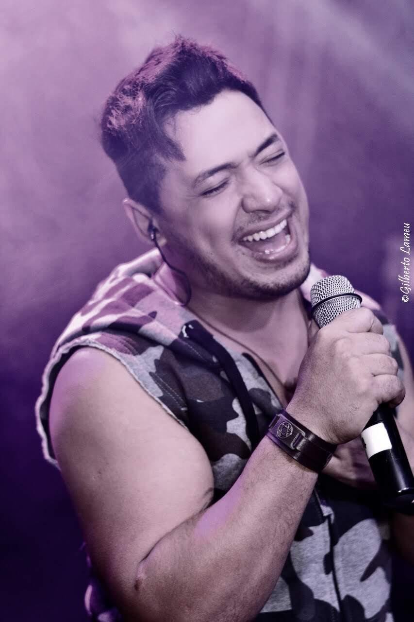 Cantor-Paulo-Victtor-03